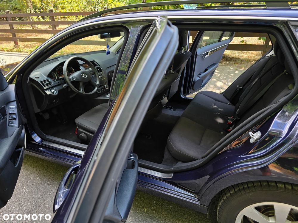 Mercedes-Benz Klasa C 200 CDI Elegance - 18