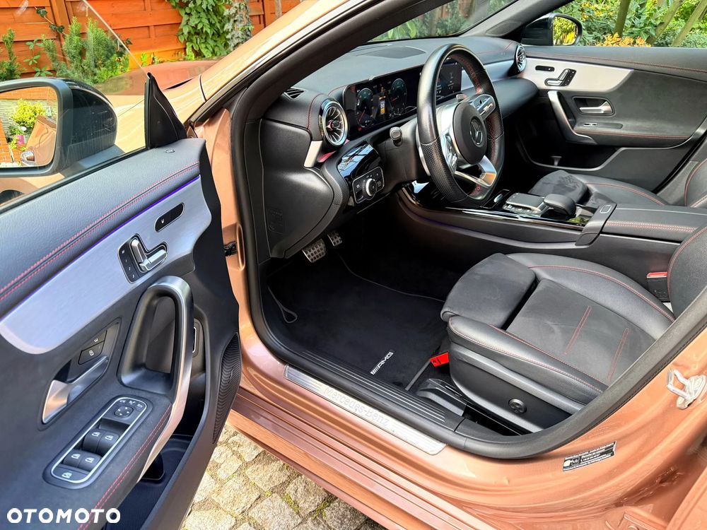 Mercedes-Benz CLA 220 d AMG Line 8G-DCT - 14