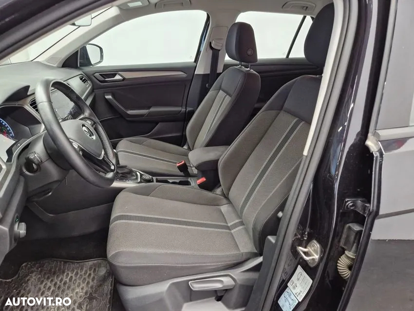 Volkswagen T-ROC - 6