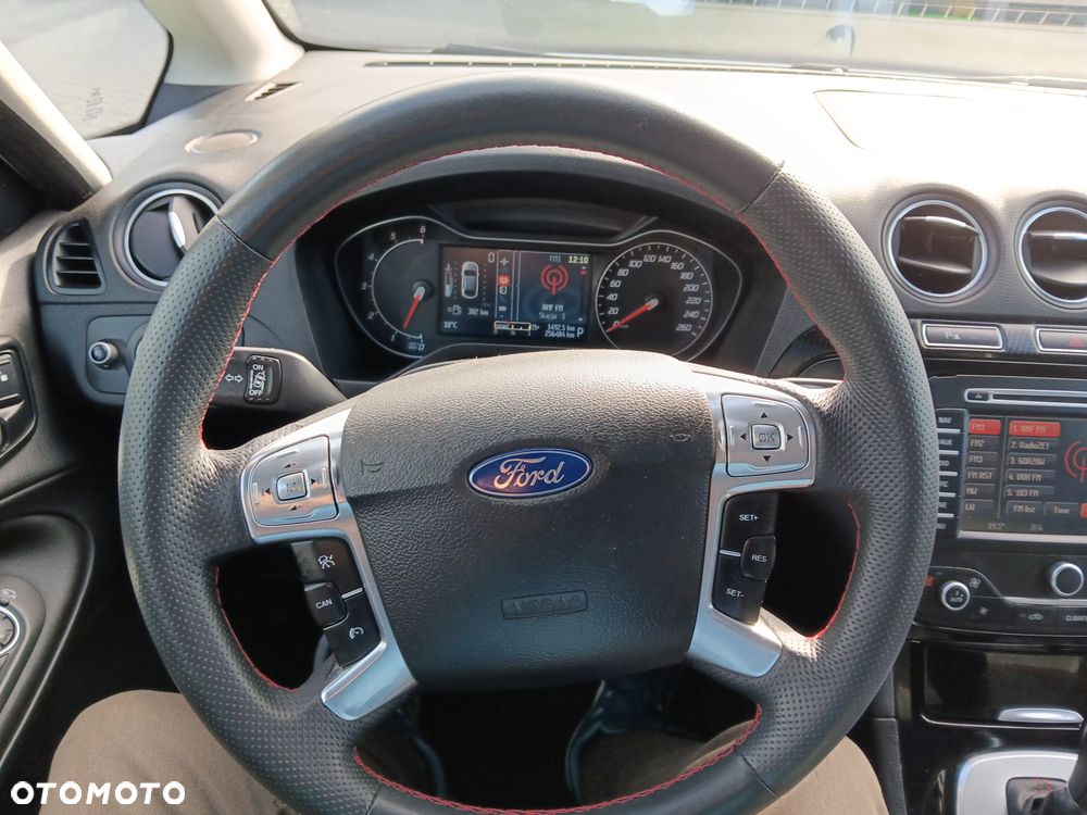 Ford S-Max 2011 photo 5