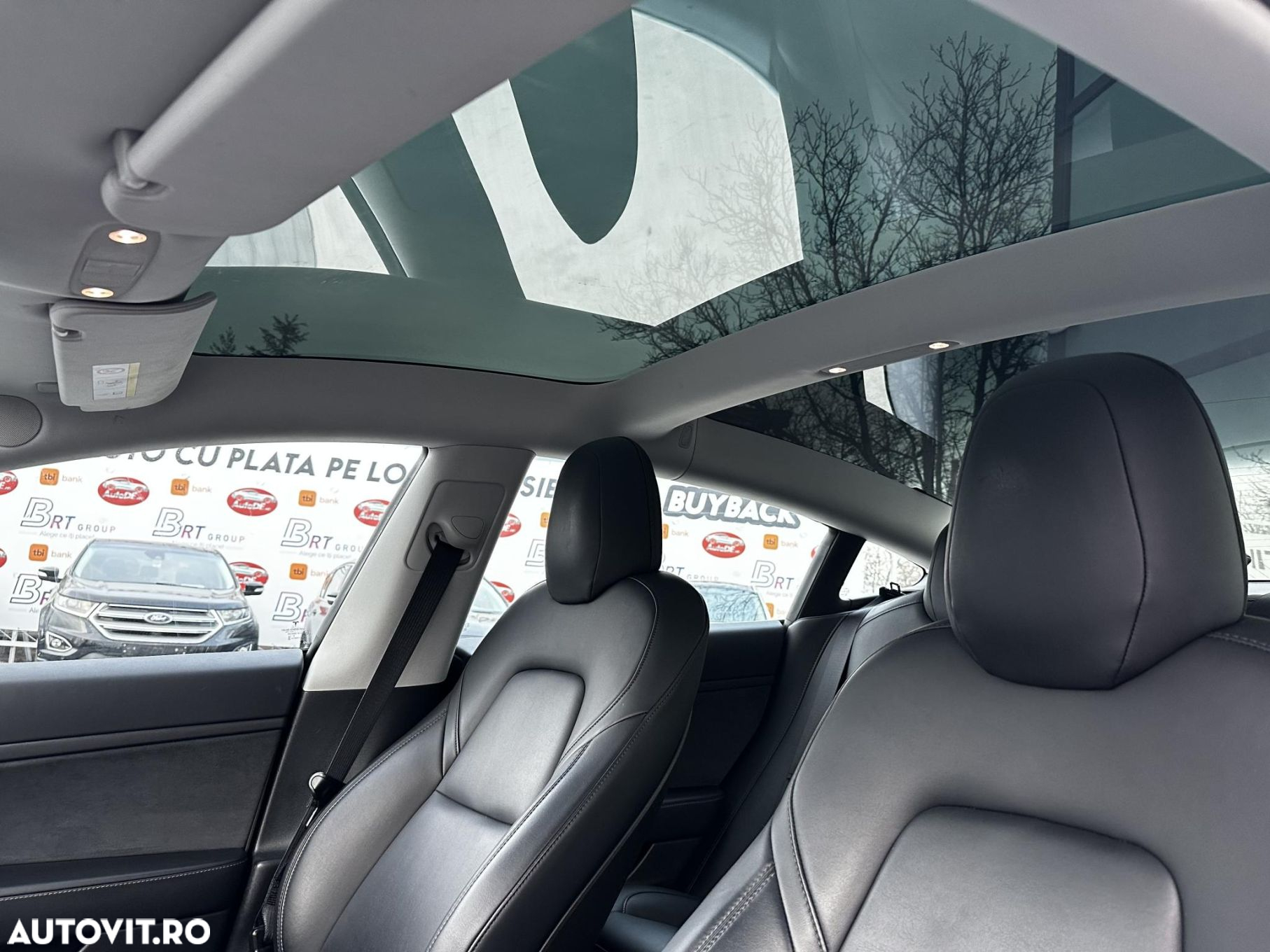 Tesla Model 3 - 35