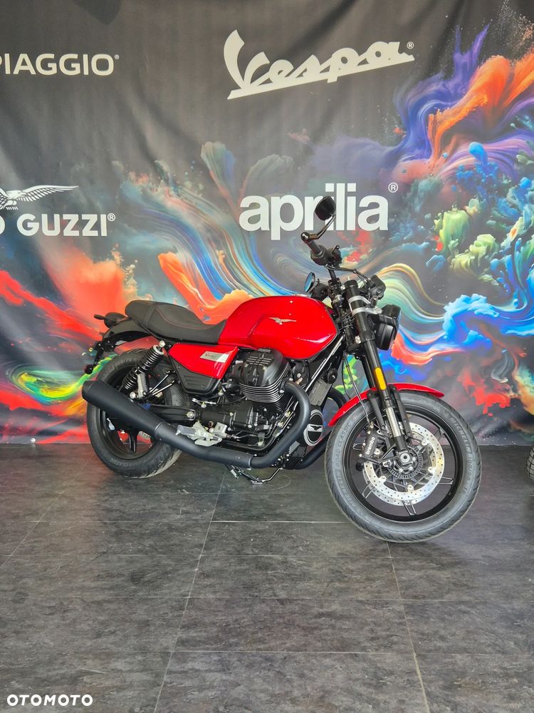 Moto Guzzi V7 - 4