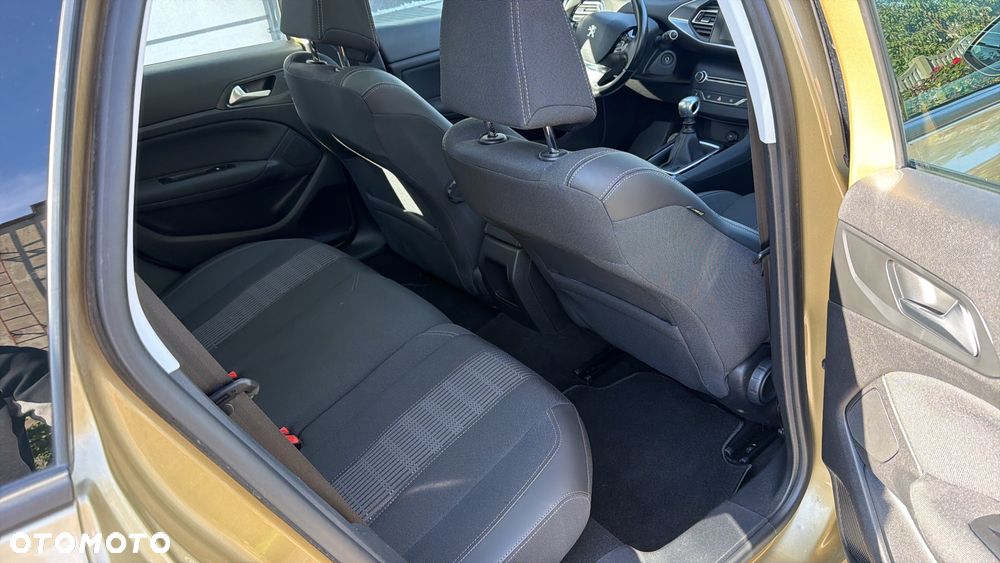 Peugeot 308 - 17