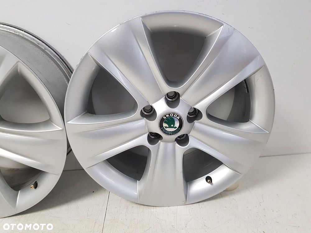 4x FELGA FELGI ALUMINIOWE SKODA YETI 7.0J  X  17 ET45 5X112 ALUFELGA 5L0601025B - 6