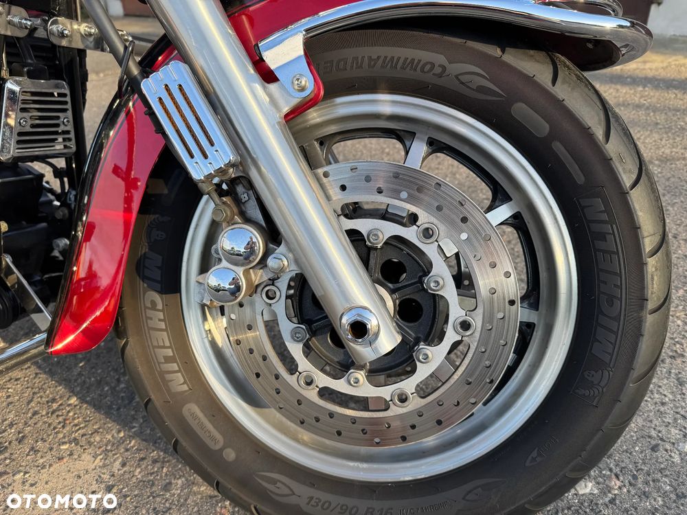 Yamaha Road Star - 10