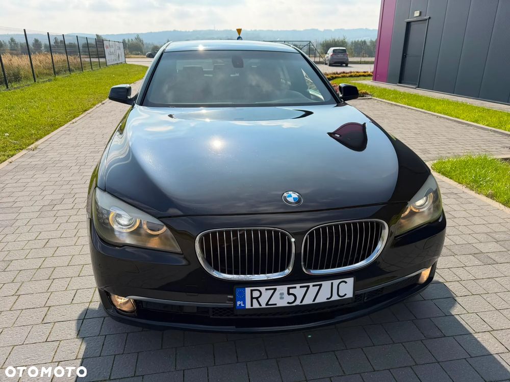 BMW Seria 7 - 34