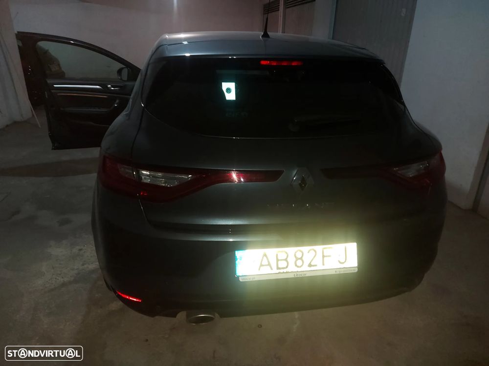Renault Mégane 1.5 Blue dCi Zen - 6
