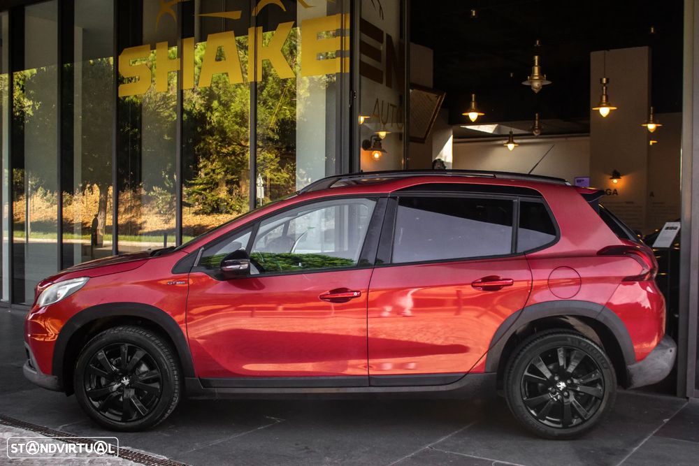 Peugeot 2008 1.2 PureTech GT Line — photo 2