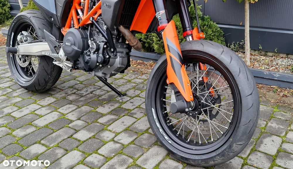 KTM SMC - 11