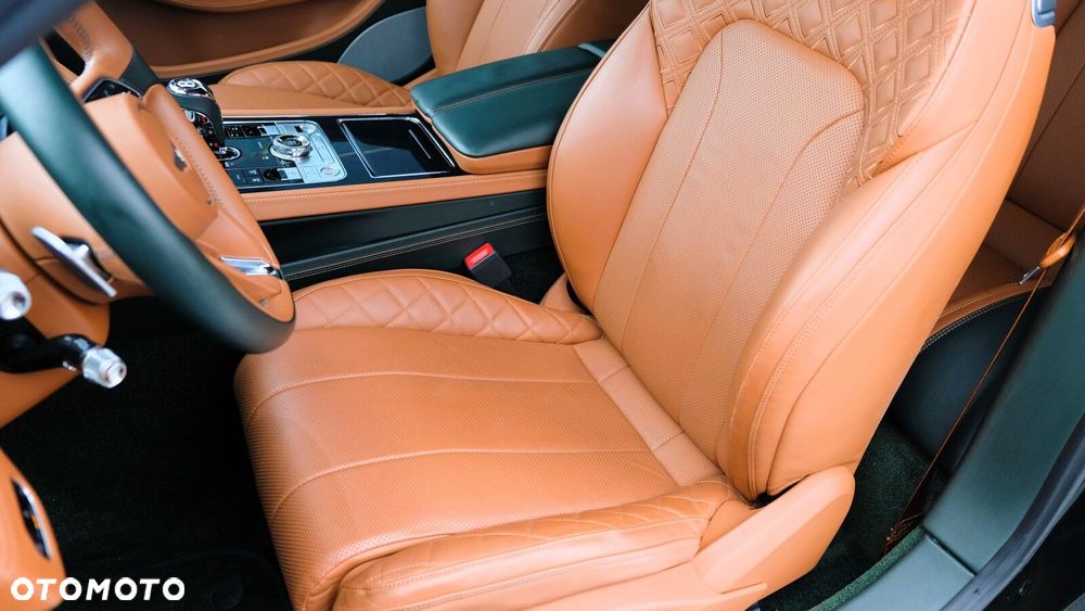 Bentley Continental GT - 11