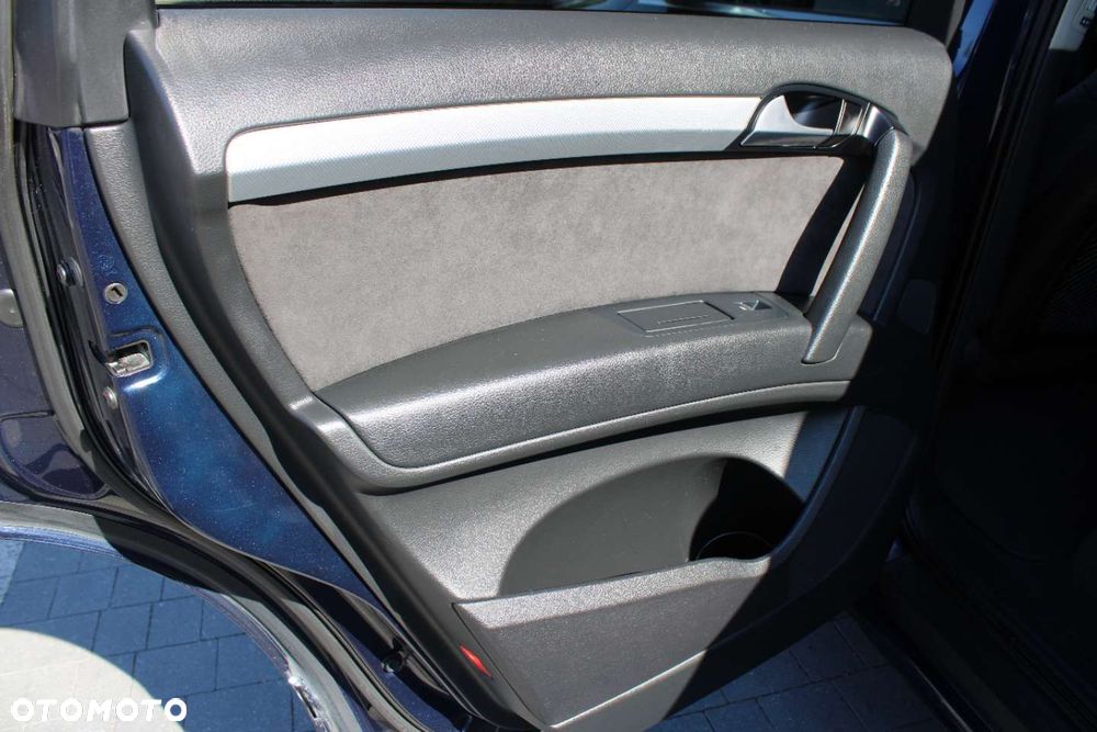 Audi Q7 3.0 TDI DPF Quattro Progressive Tiptr - 24