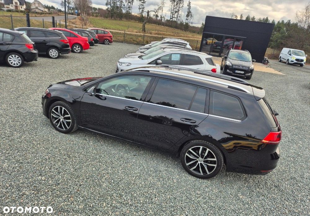 Volkswagen Golf - 37