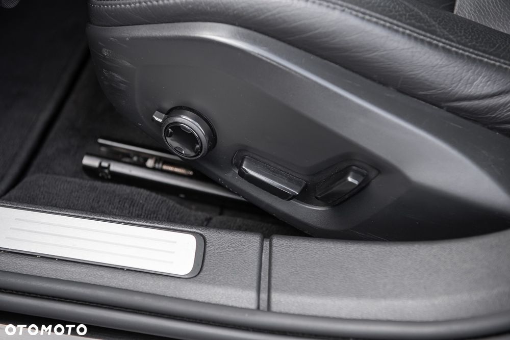 Volvo V60 D4 Geartronic Inscription - 18