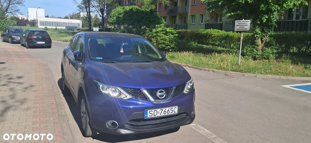 Nissan Qashqai - 1