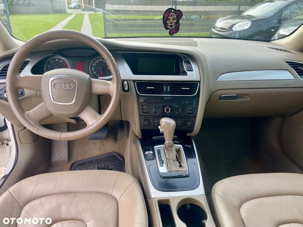 Audi A4 Limousine