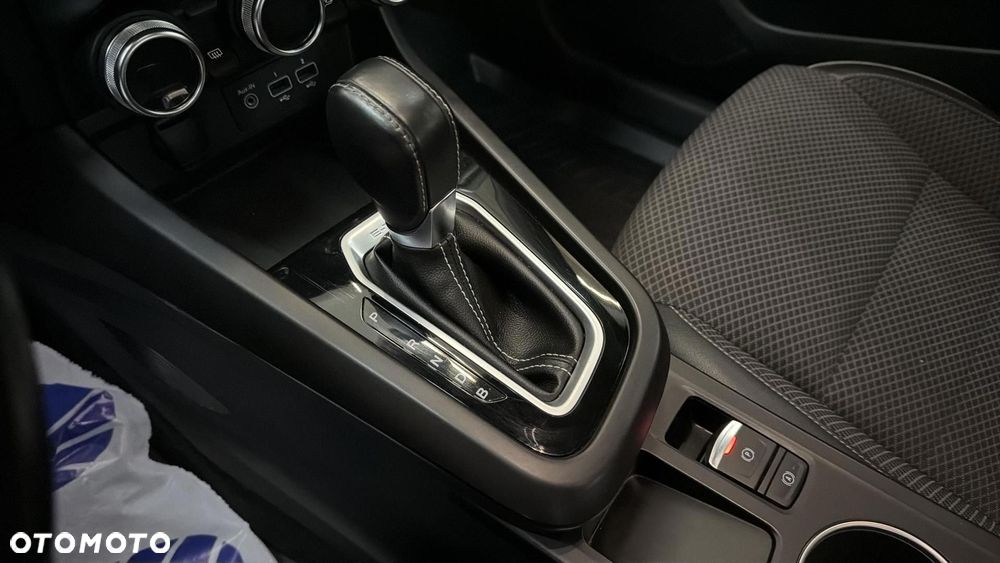 Renault Arkana 1.6 E-TECH Intens MMT - 16