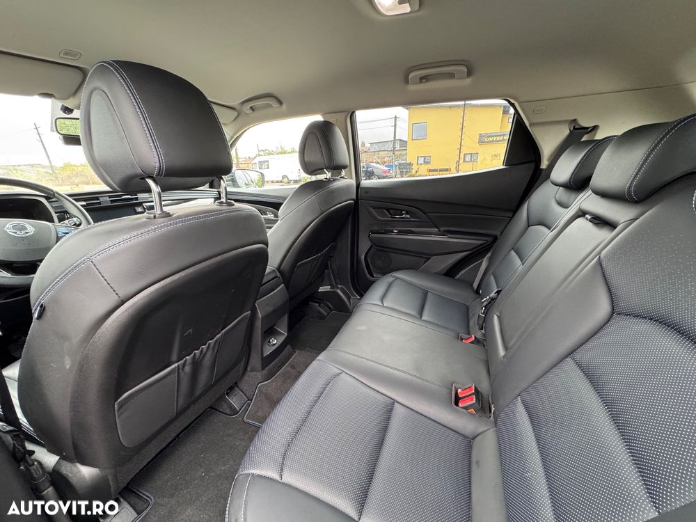 SsangYong Korando e-Motion 61.5 kW Premium - 21