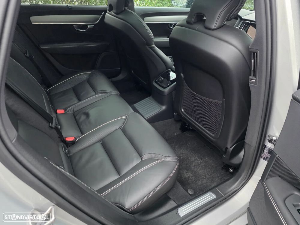 Volvo V90 2.0 T8 PHEV Inscription AWD - 24