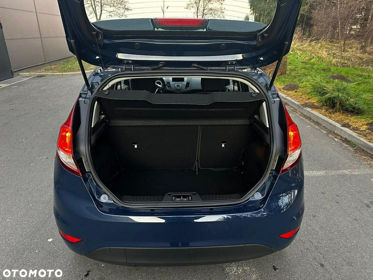 Ford Fiesta 1.25 Ambiente - 11