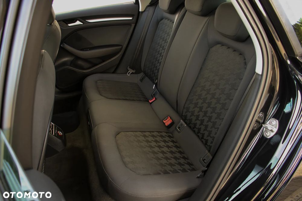 Audi A3 Sportback 1.6 TDI Ambition - 28