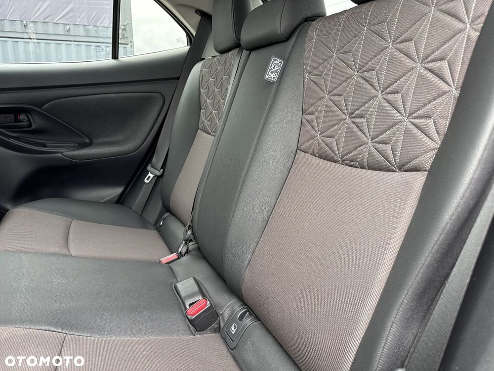 Toyota Yaris Cross - 12