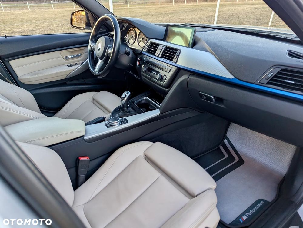 BMW Seria 3 335i xDrive Sport-Aut - 9