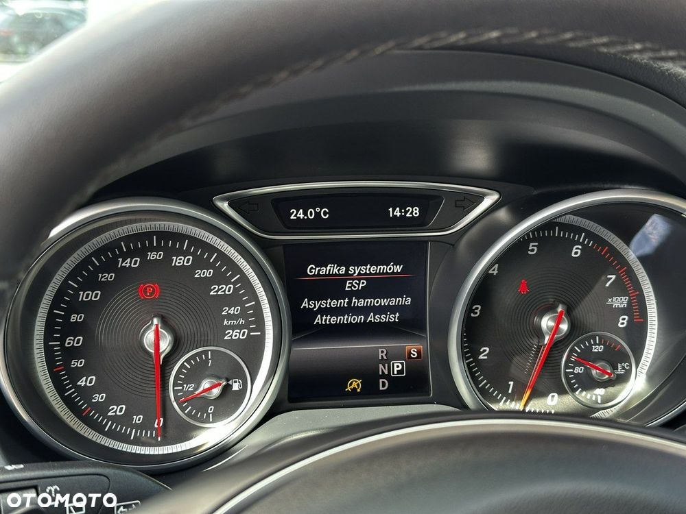 Mercedes-Benz CLA Shooting Brake 200 7G-DCT Urban - 22