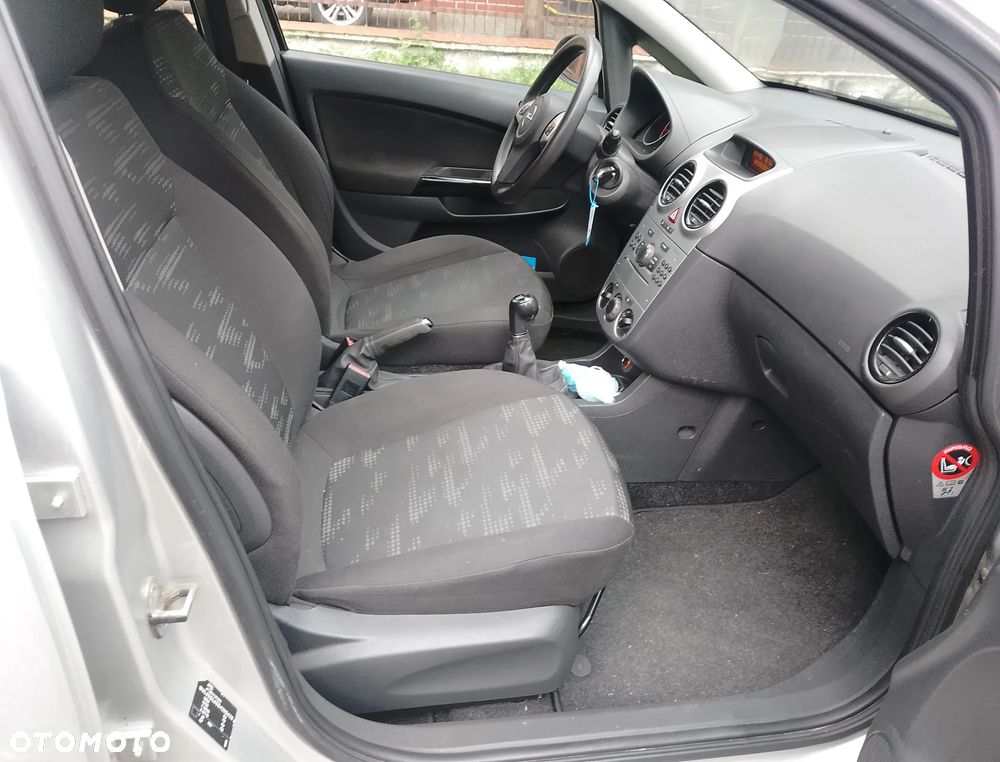 Opel Corsa 1.2 16V Edition - 12