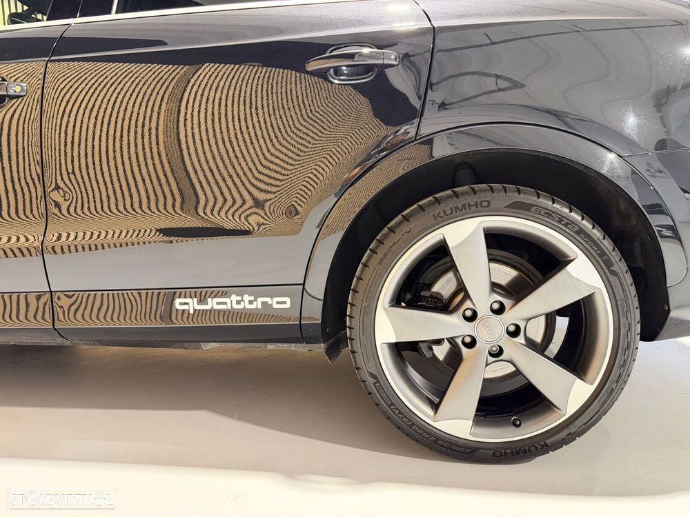 Audi RS Q3 2.5 TFSI quattro S tronic - 26