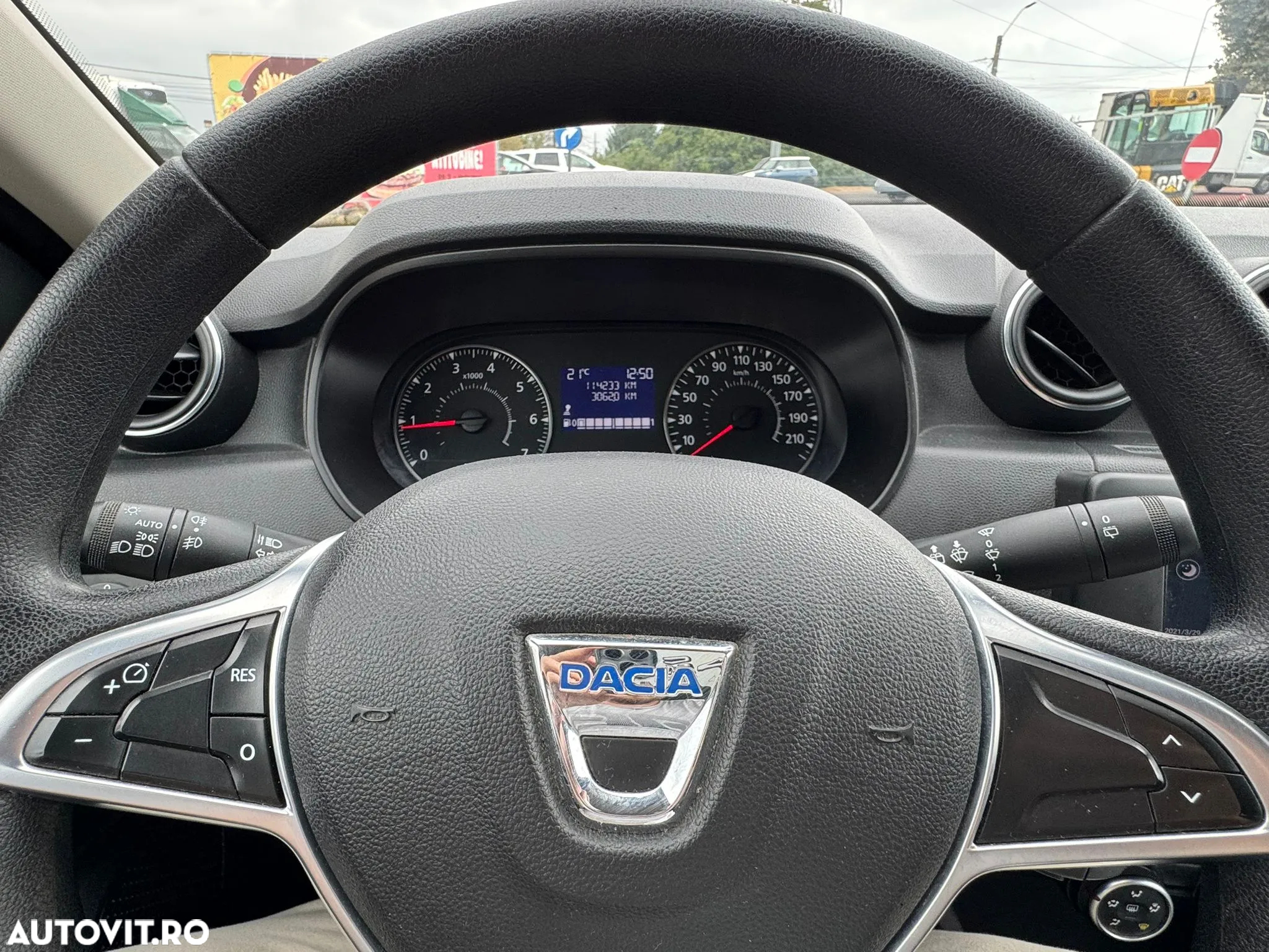 Dacia Duster 1.5 Blue dCi 4WD SL BlueLine - 9