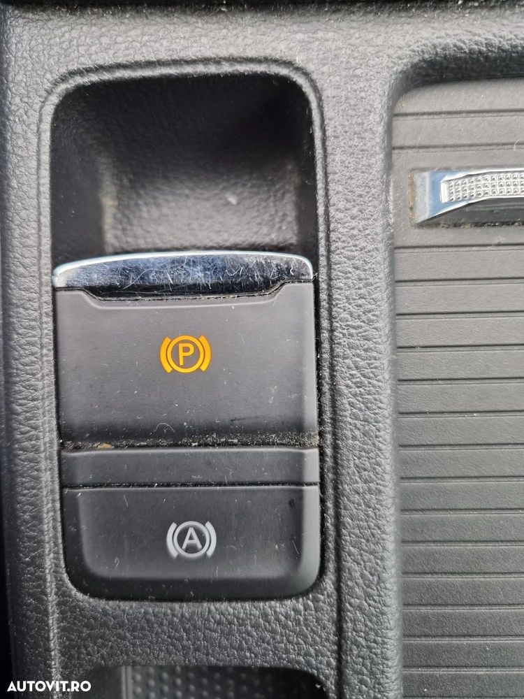 Skoda Octavia 2.0 TDI DSG Style - 26