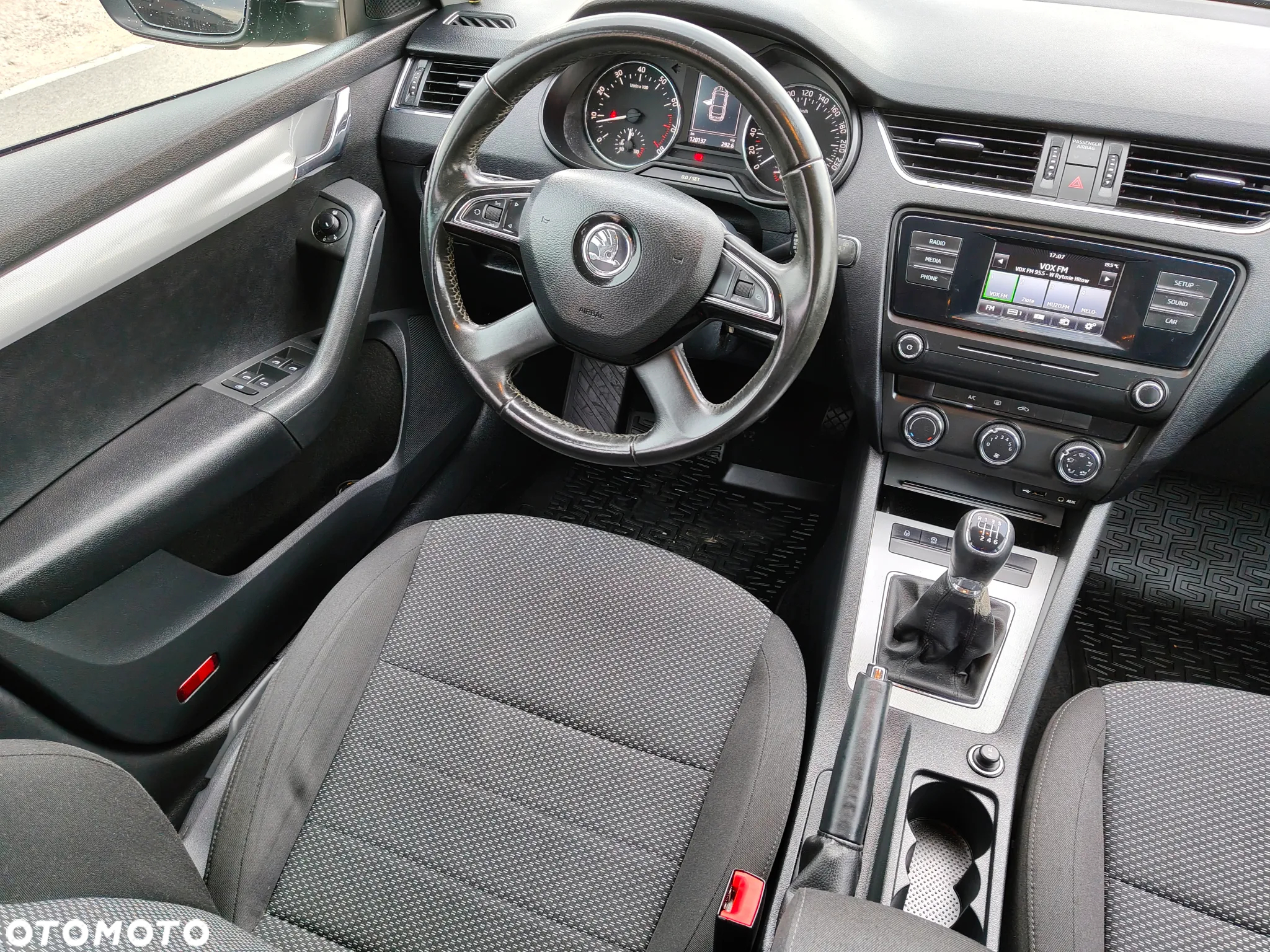 Skoda Octavia 1.2 TSI Ambition - 33