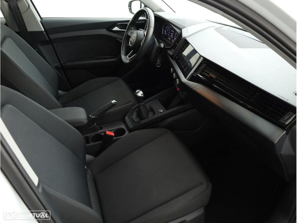 Audi A1 Sportback 25 TFSI Advanced - 13