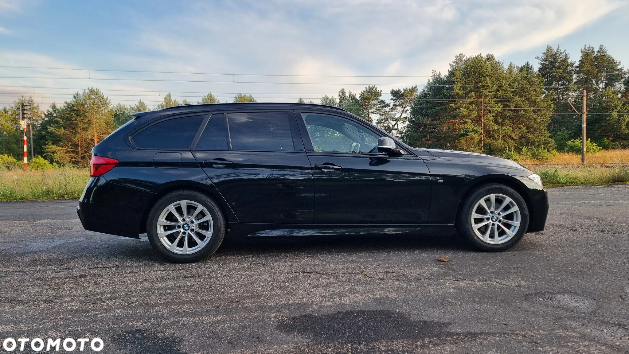 BMW Seria 3 320d Touring xDrive Edition M Sport Shadow - 2