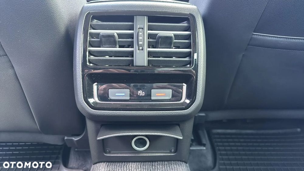 Volkswagen Passat 2.0 TDI BMT Highline DSG - 18