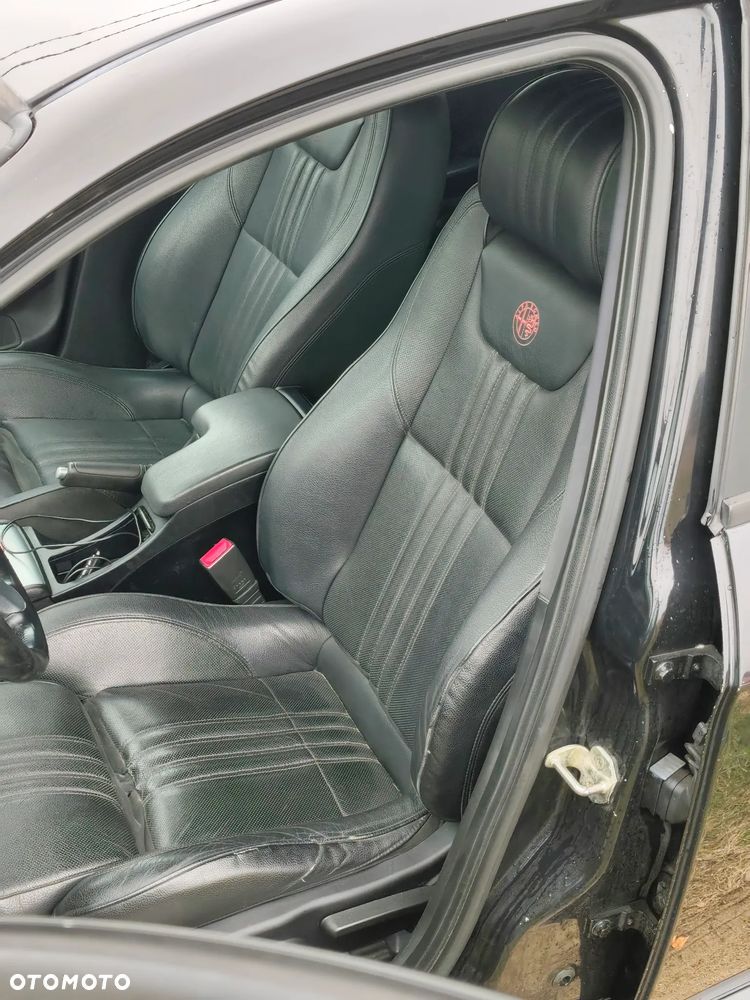 Alfa Romeo 159 1.9 JTDM 16V DPF ti - 9