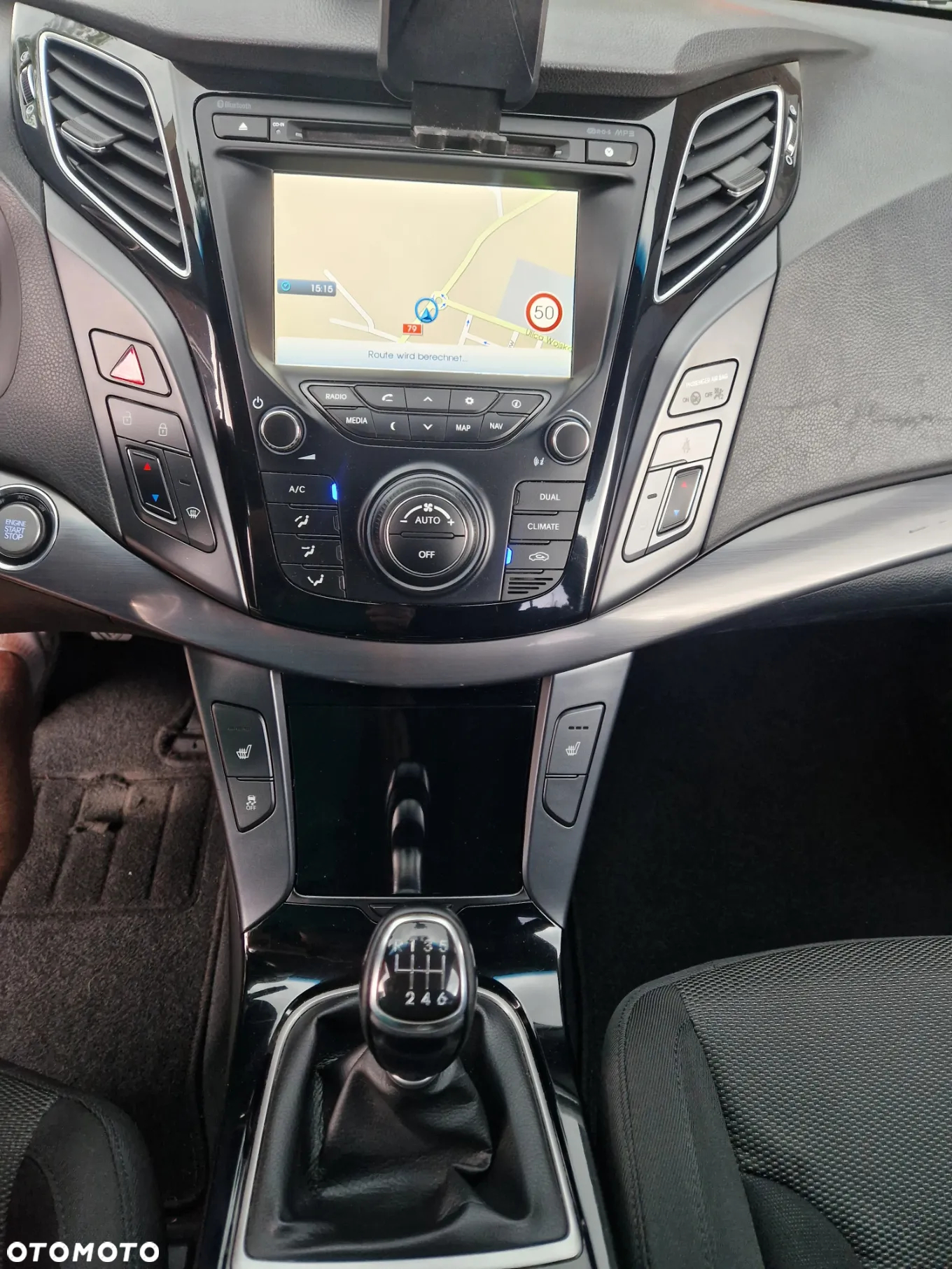 Hyundai i40 Kombi blue 1.6 Family+ - 27