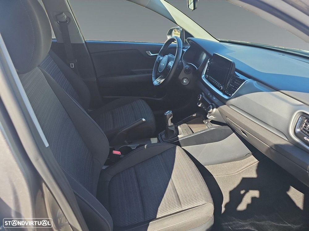 Kia Stonic 1.0 T-GDI Drive - 16
