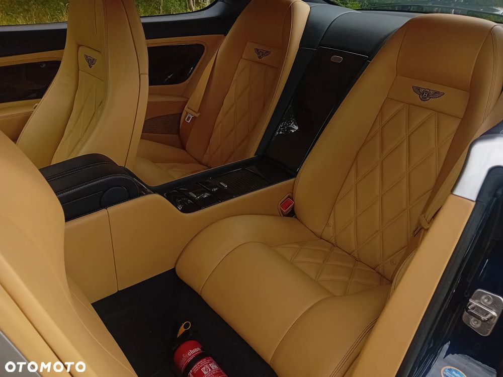 Bentley Continental GT - 7