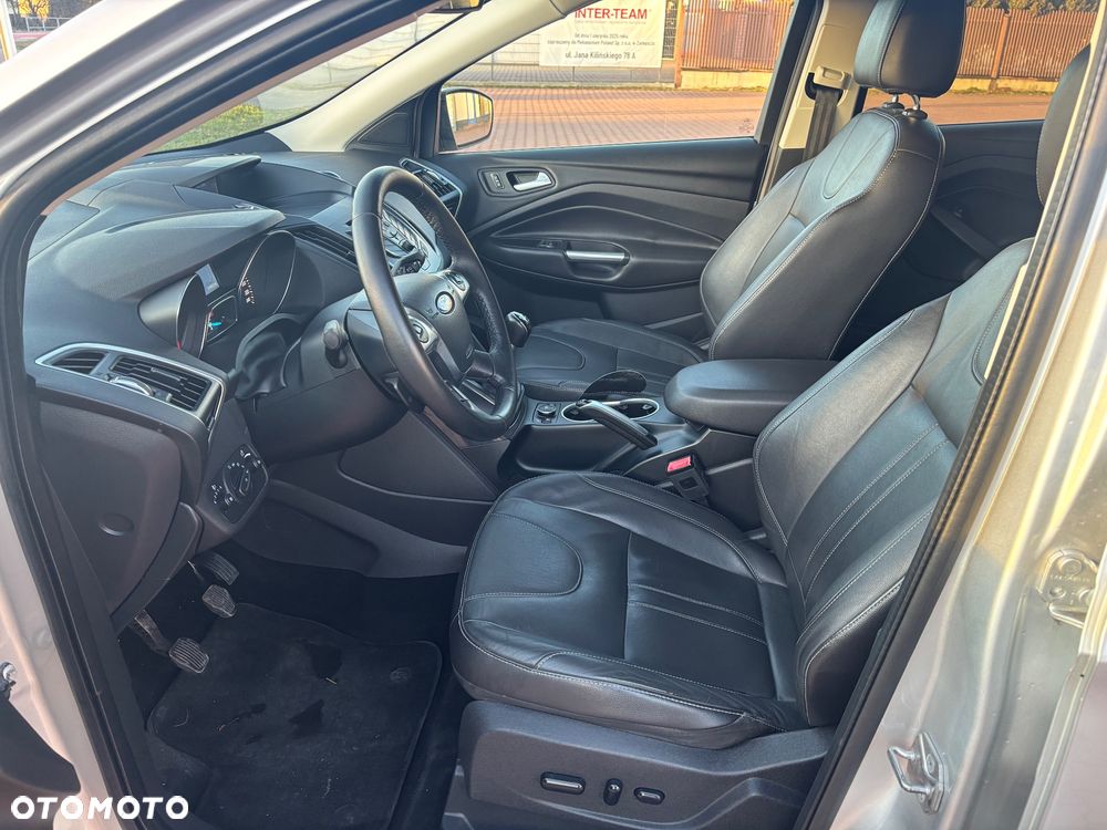 Ford Kuga 2.0 TDCi 2x4 Trend - 4