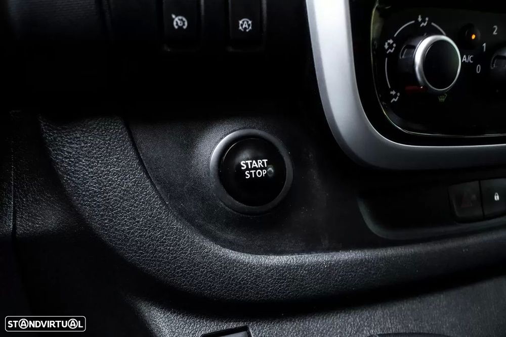 Renault Trafic 2.0 Blue dCi L1 Equilibre - 19
