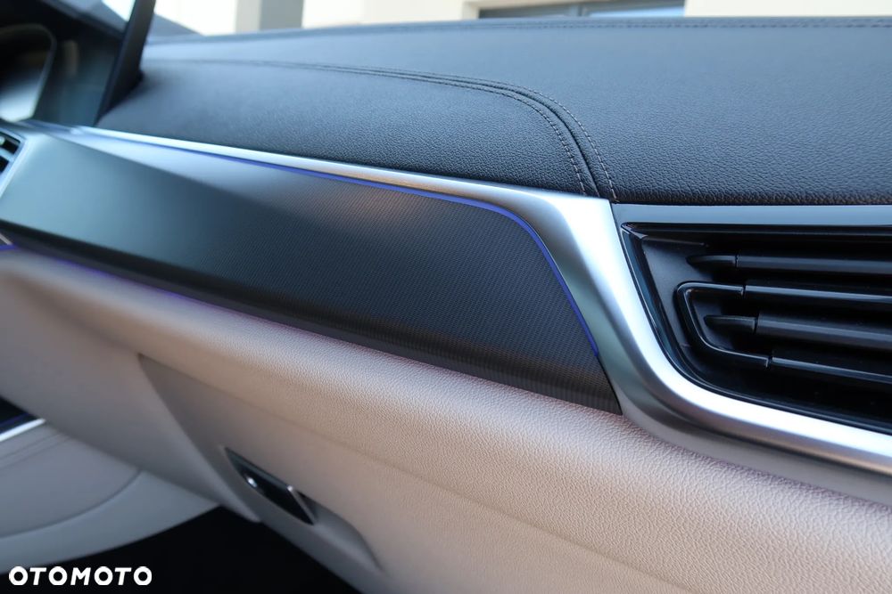BMW X5 xDrive40i - 37