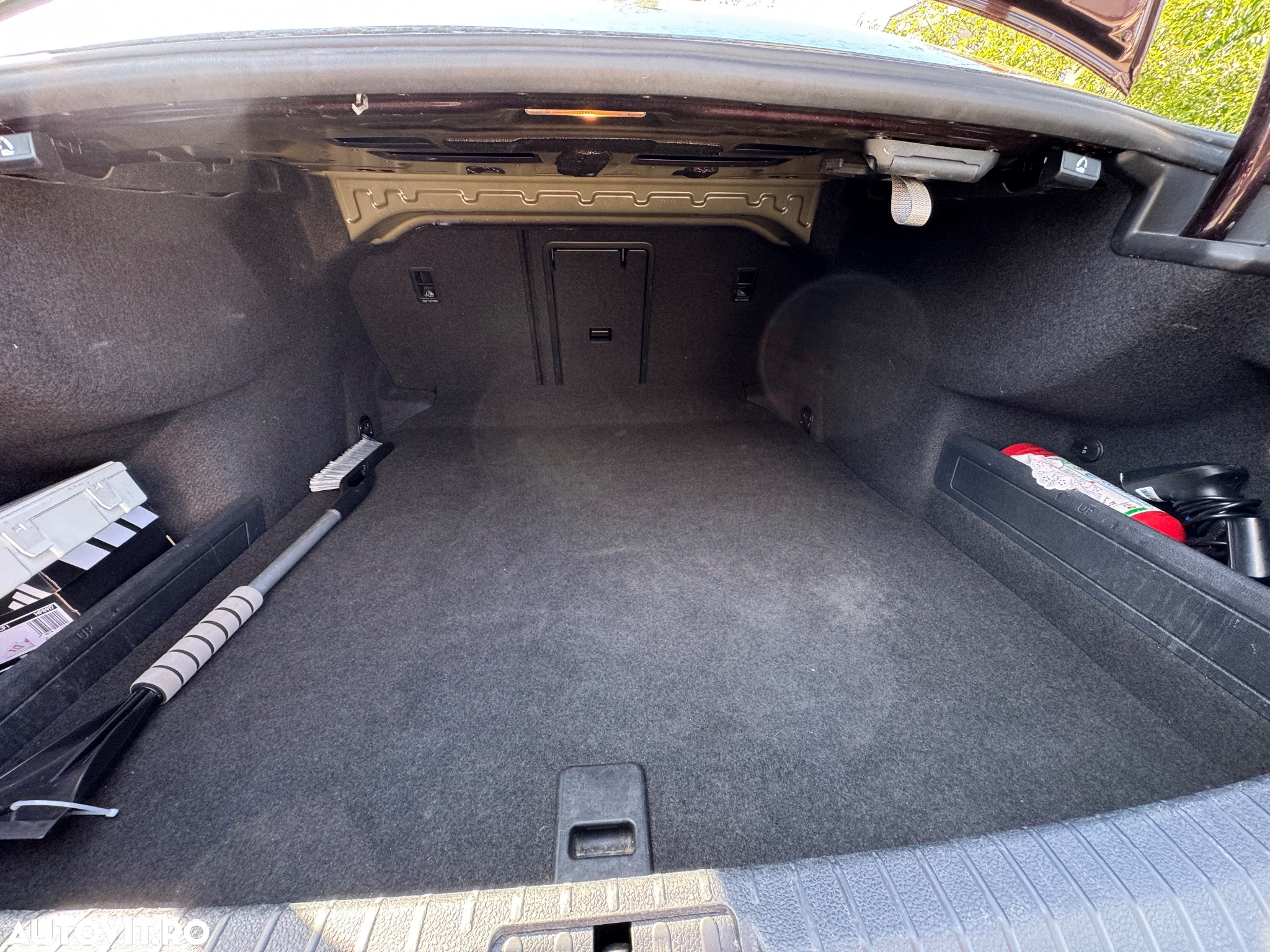 Volkswagen Passat Variant 2.0 TDI DSG Comfortline - 14