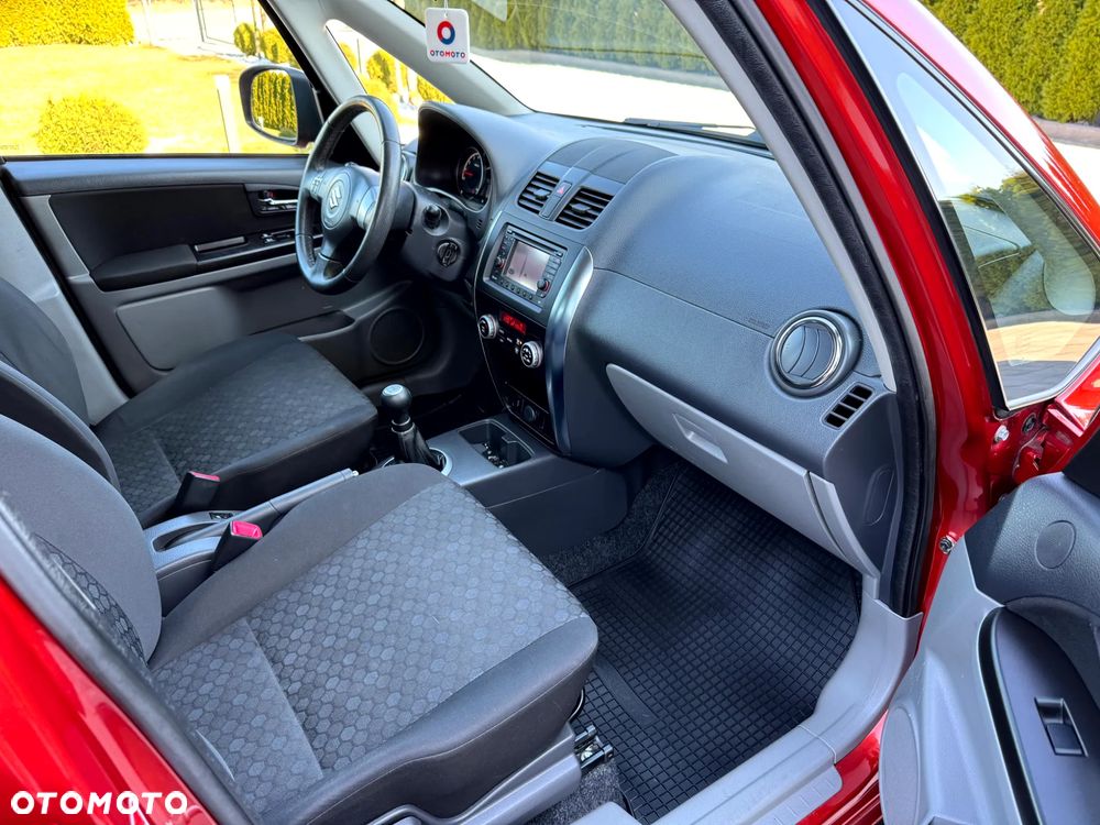 Suzuki SX4 - 12