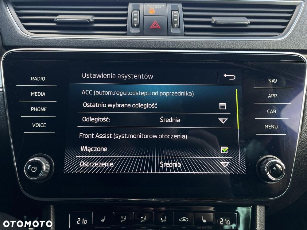 Skoda Superb 2.0 TDI SCR 4x4 Scout DSG - 28