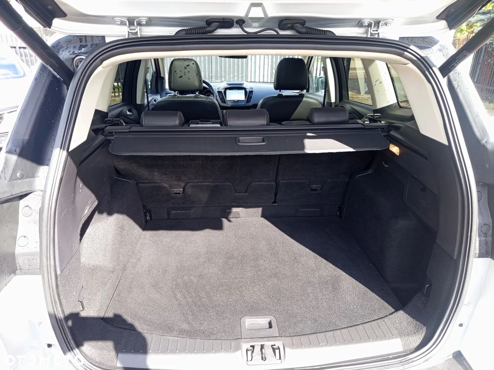 Ford Kuga 2.0 TDCi FWD Edition - 21