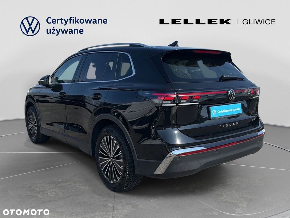 Volkswagen Tiguan - 5