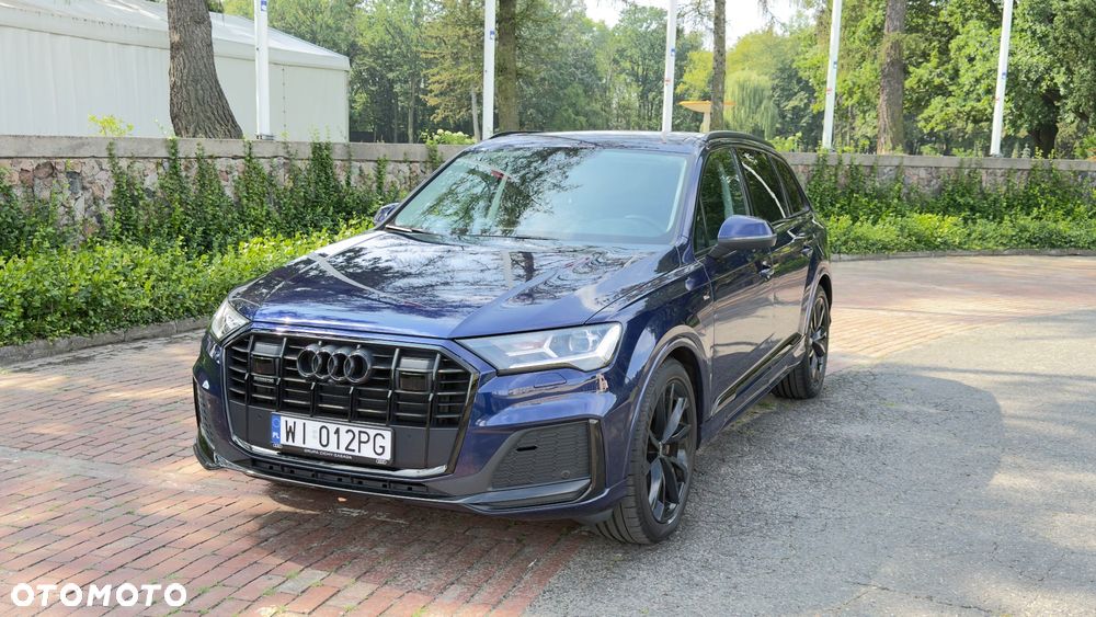 Audi Q7 - 1