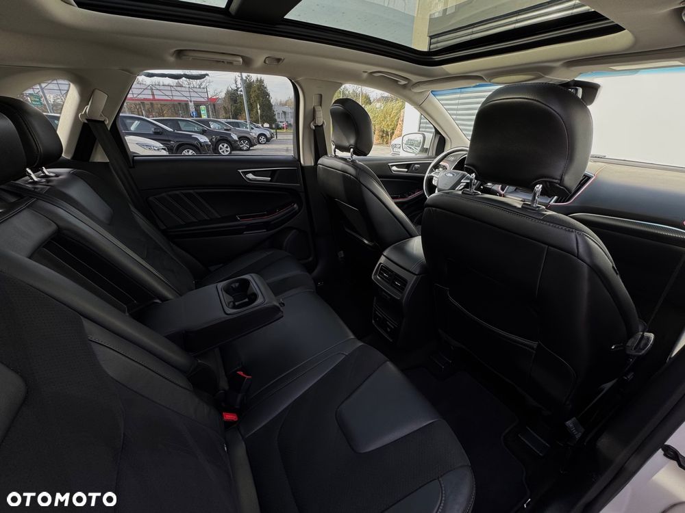 Ford Edge 2.0 TDCi Twin-Turbo 4WD ST-Line - 32