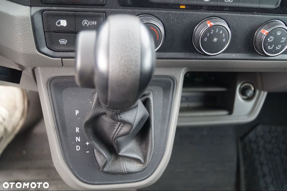 Volkswagen CRAFTER - 9